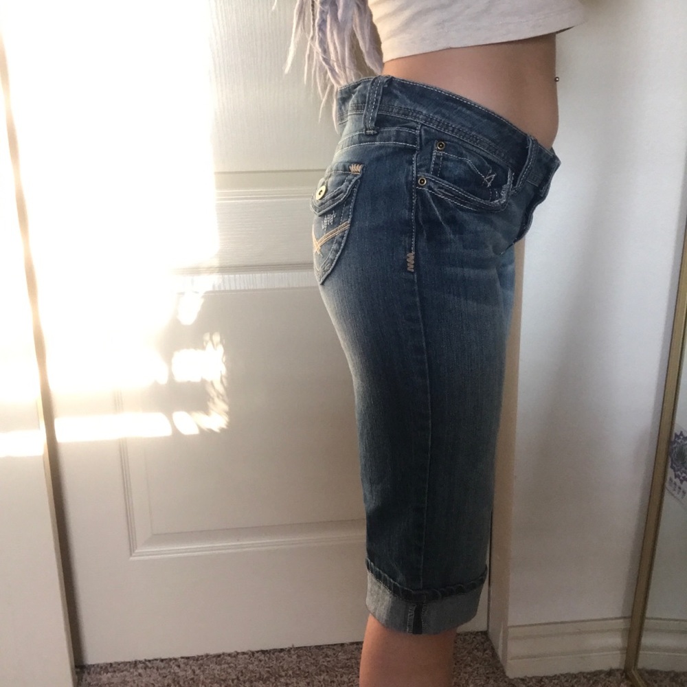 Capris - Picture 3 of 3